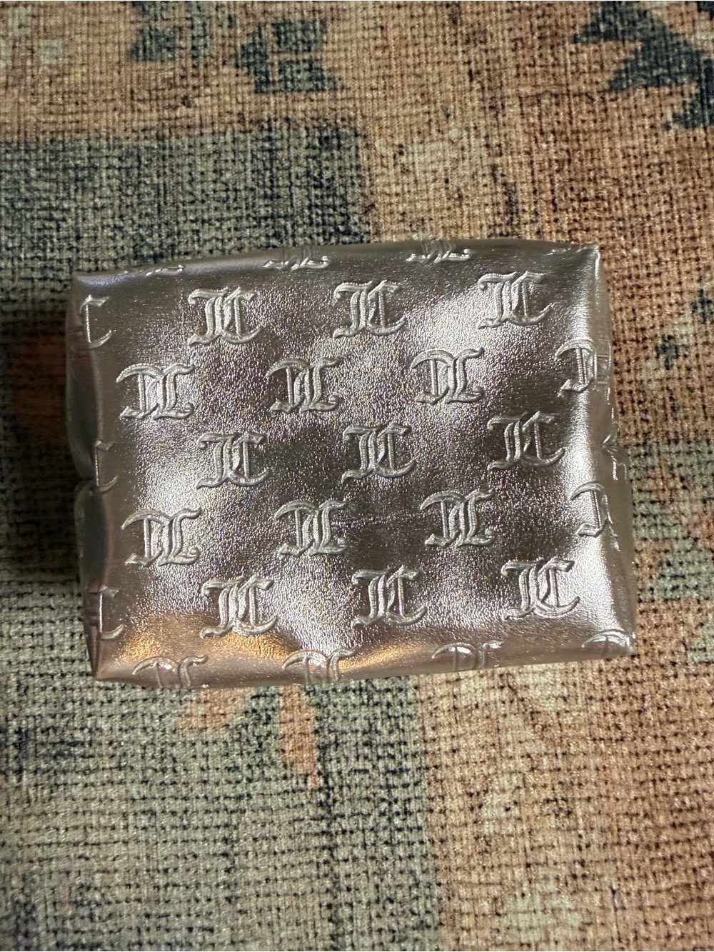 Juicy Couture Metallic Silver Embossed Makeup bag - Picture 1 of 7